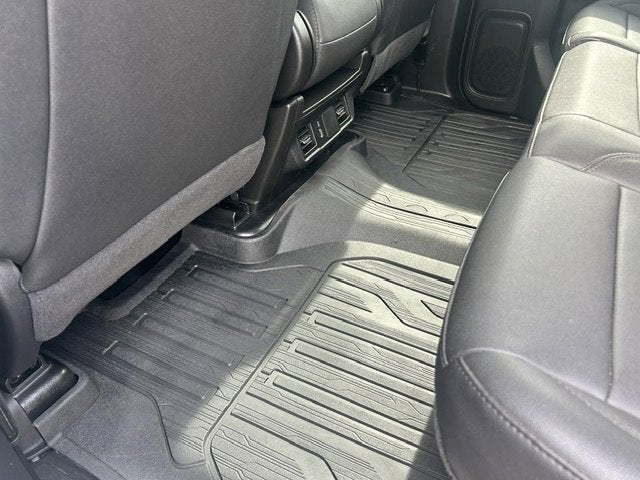 2025 GMC Sierra 3500 HD Chassis Cab Pro