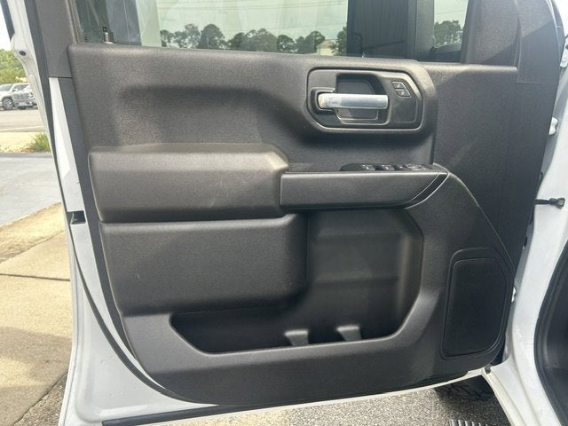 2025 GMC Sierra 3500 HD Chassis Cab Pro