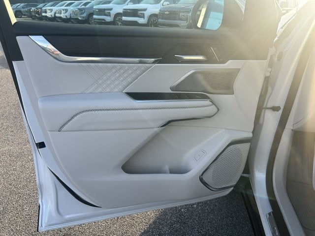 2025 GMC Acadia Denali