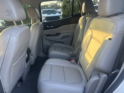 2021 GMC Acadia SLT