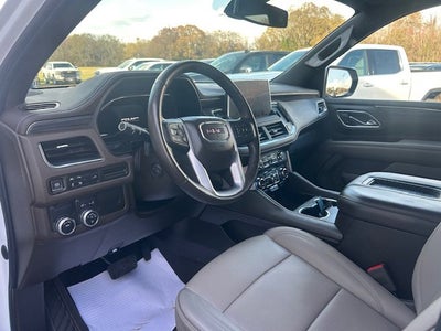 2022 GMC Yukon SLT