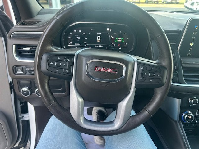 2022 GMC Yukon SLT