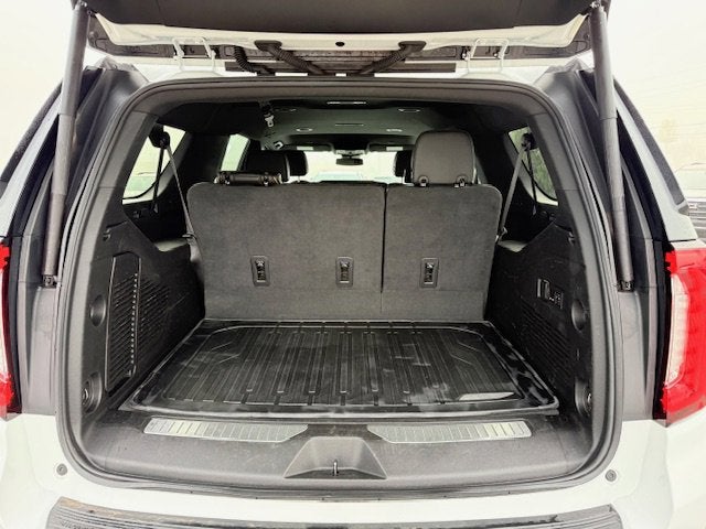 2023 GMC Yukon XL AT4