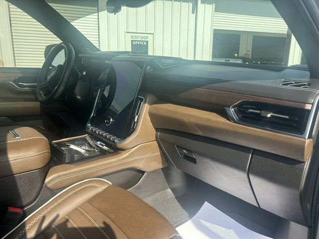 2025 GMC Yukon XL Denali Ultimate