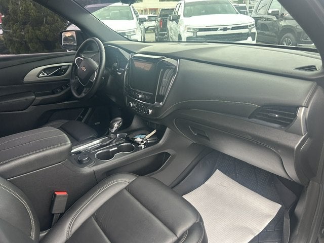 2022 Chevrolet Traverse LT Leather
