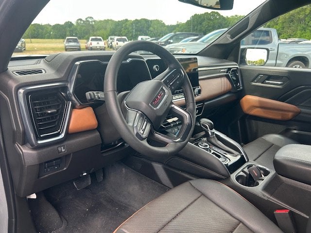 2024 GMC Canyon AT4