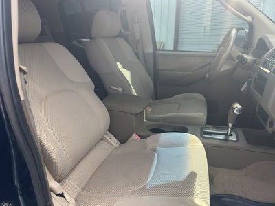 2007 Nissan Frontier LE