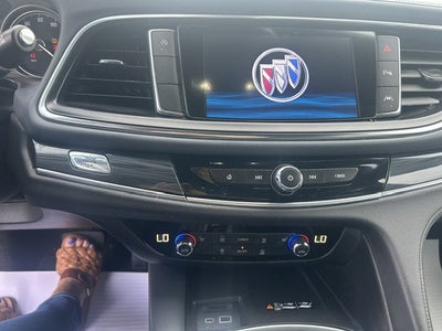 2022 Buick Enclave Essence