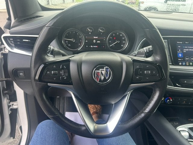 2022 Buick Enclave Essence