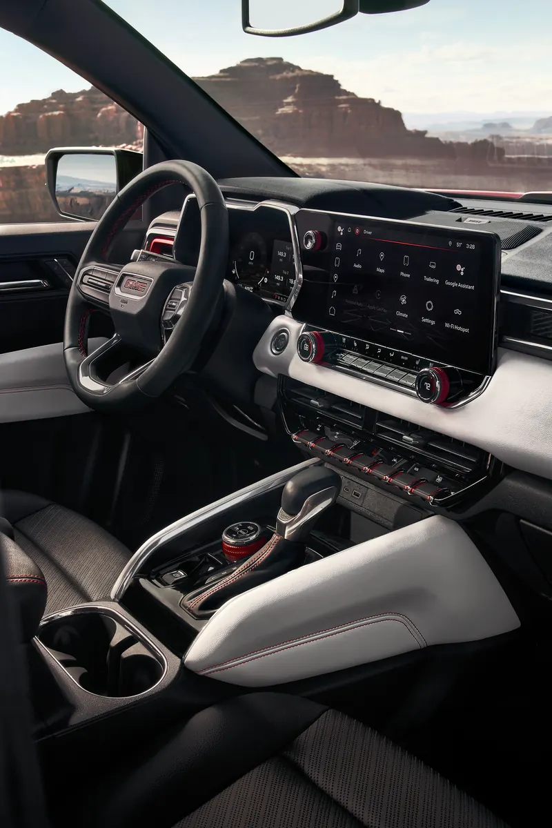 2026 GMC Canyon infotainment system at Parker GMC in ASHBURN GA